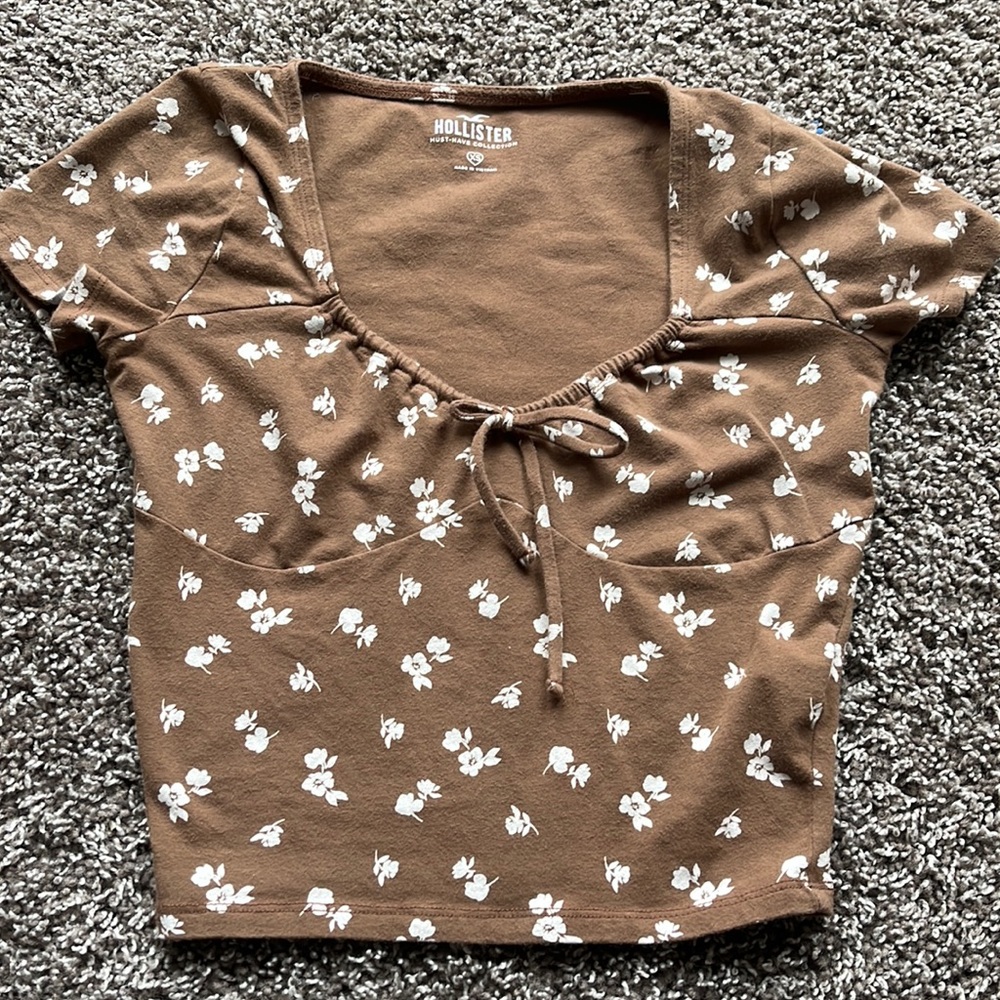 Hollister Brown Floral Top